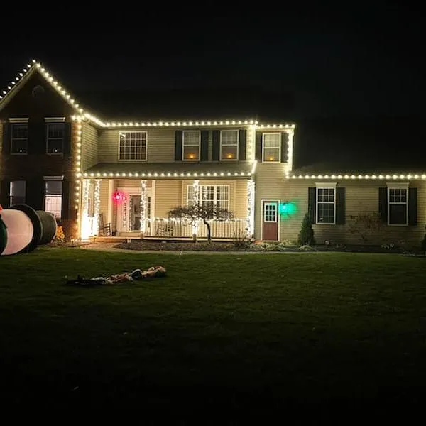 Service areas for holiday lighting
